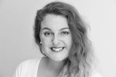 Headshot-Julia B&W 5728 Headshot-Julia B&W 5728